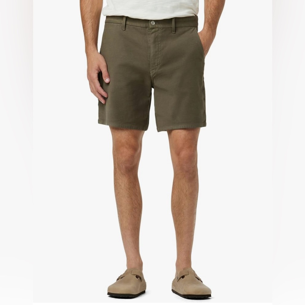NWT- Joes Jeans men's the airsoft straight leg short, sage, size 28